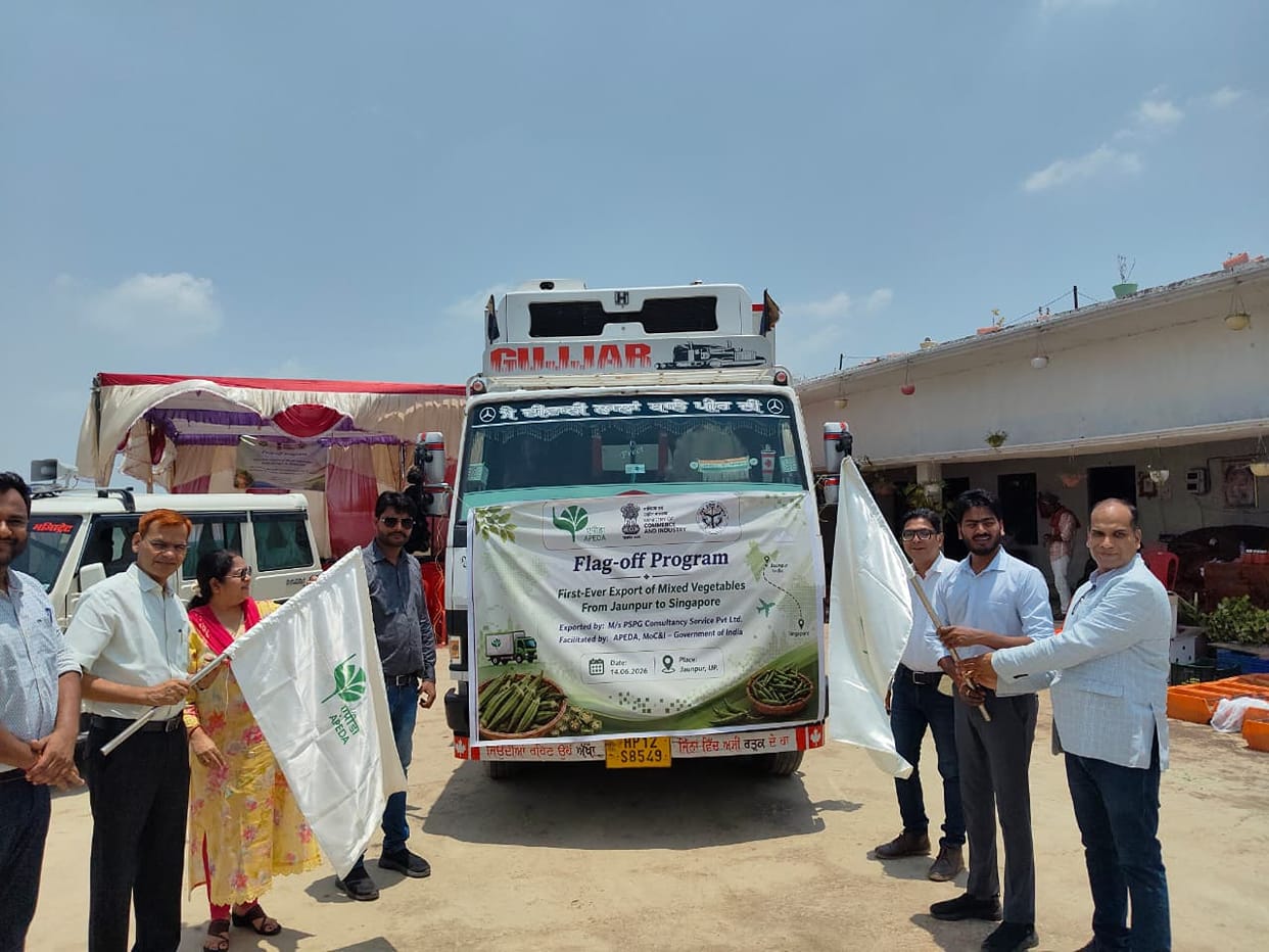 2,450 kg of mixed vegetables were shipped from Jaunpur to Singapore and Dubai for the first time.