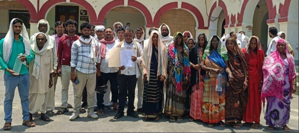 Allegation of removing 139 names from the voter list.