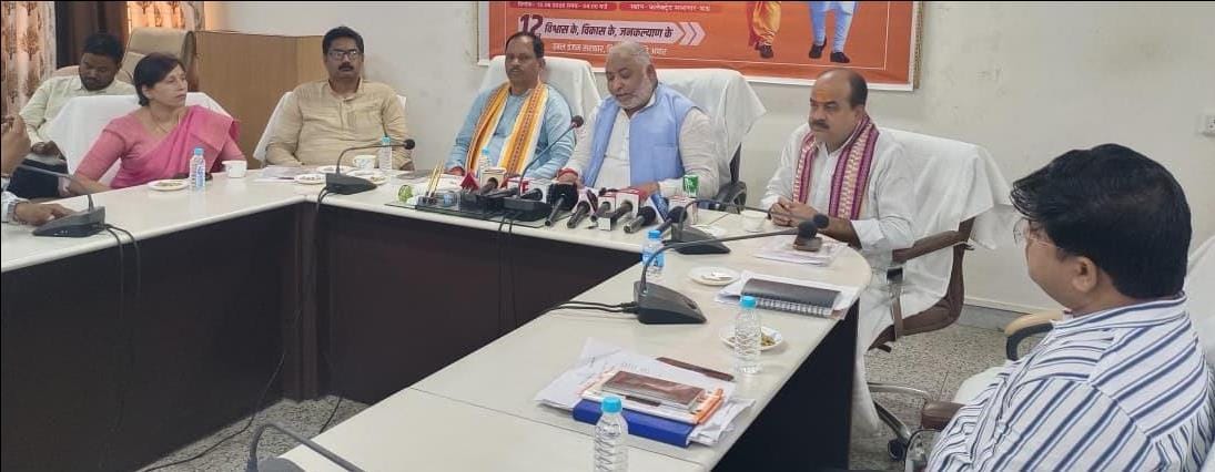 Beautification of bus stations to be completed soon; electric and double-decker buses to ply on district roads: Dayashankar Singh