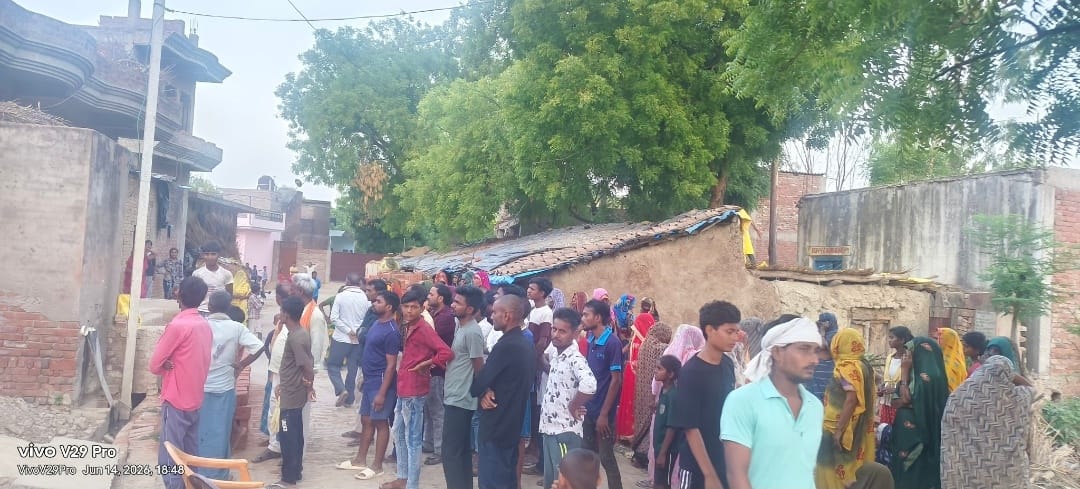 Body of teenager who returned home from Mumbai found hanging from a noose inside the house.