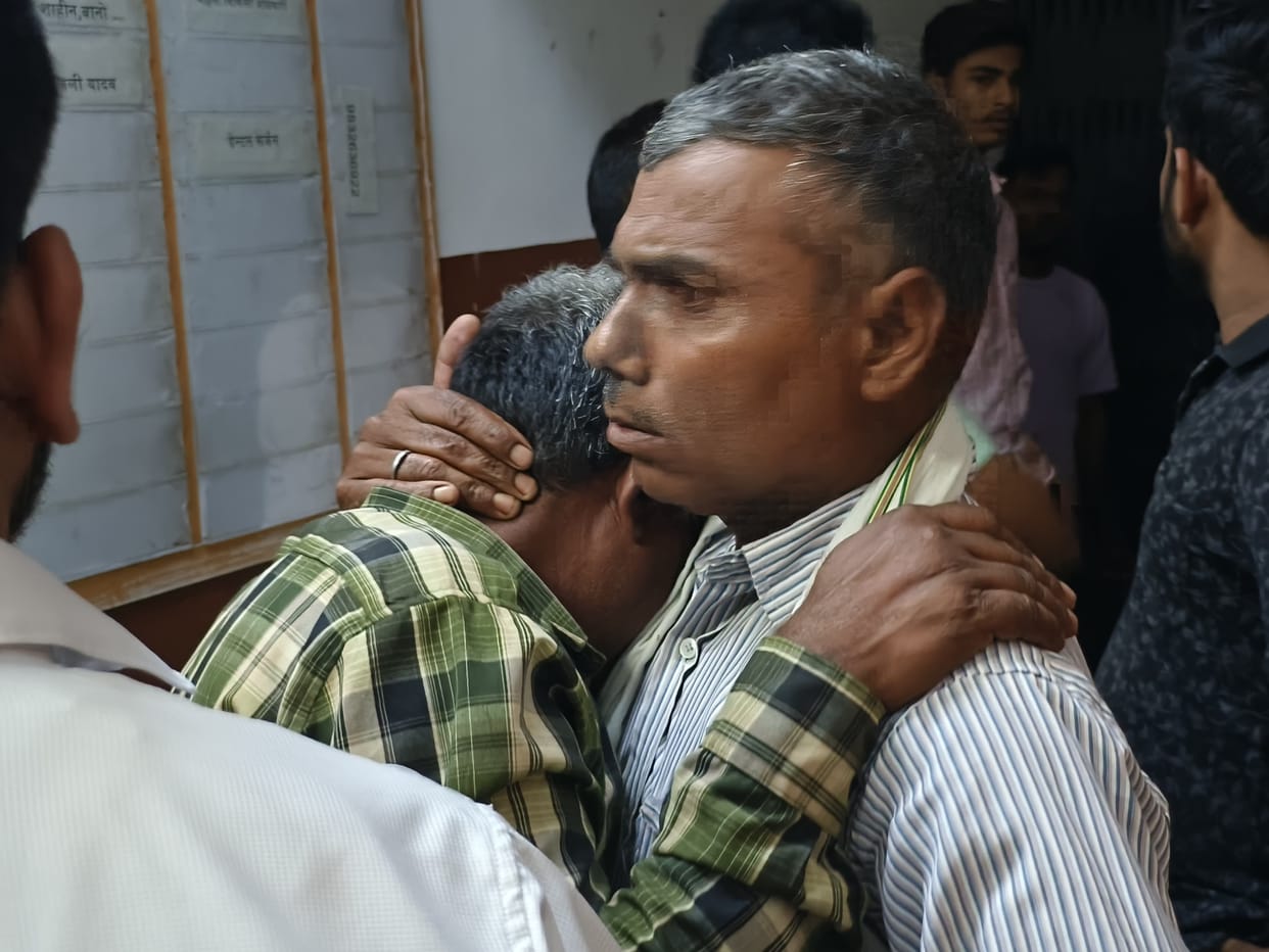 Contract worker dies after suffering electric shock while repairing power line.