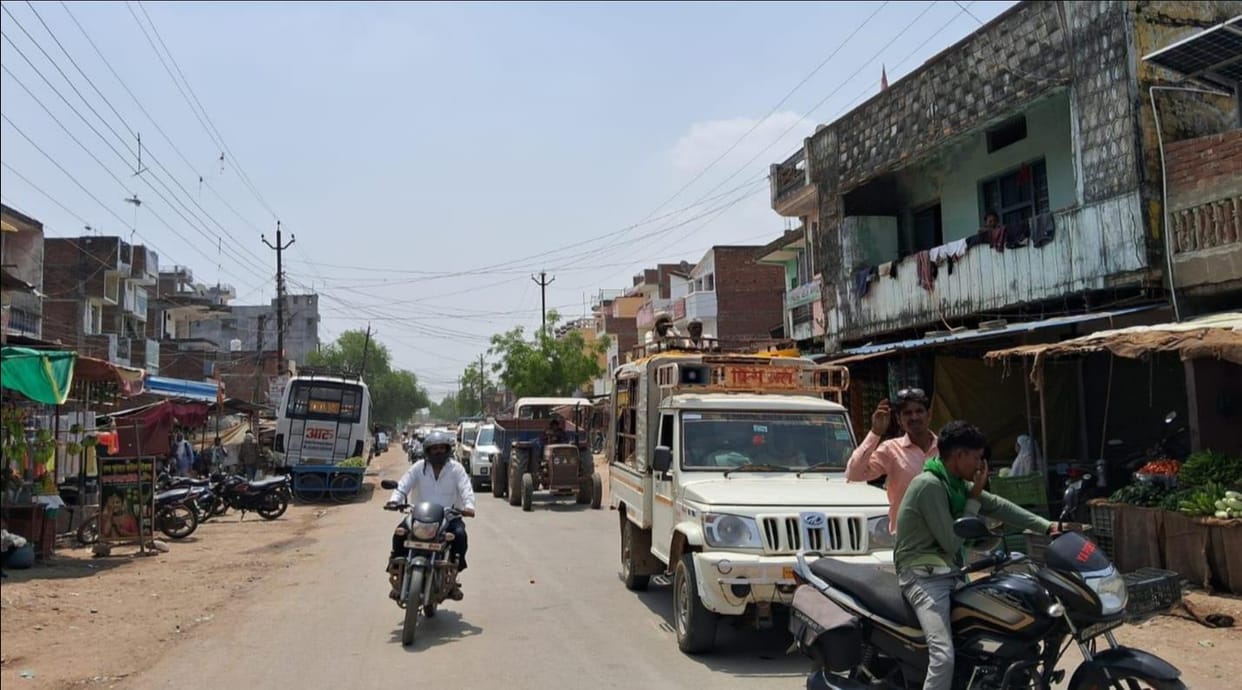 Maintaining smooth traffic flow on the diversion route during the construction of the ROB is the biggest challenge