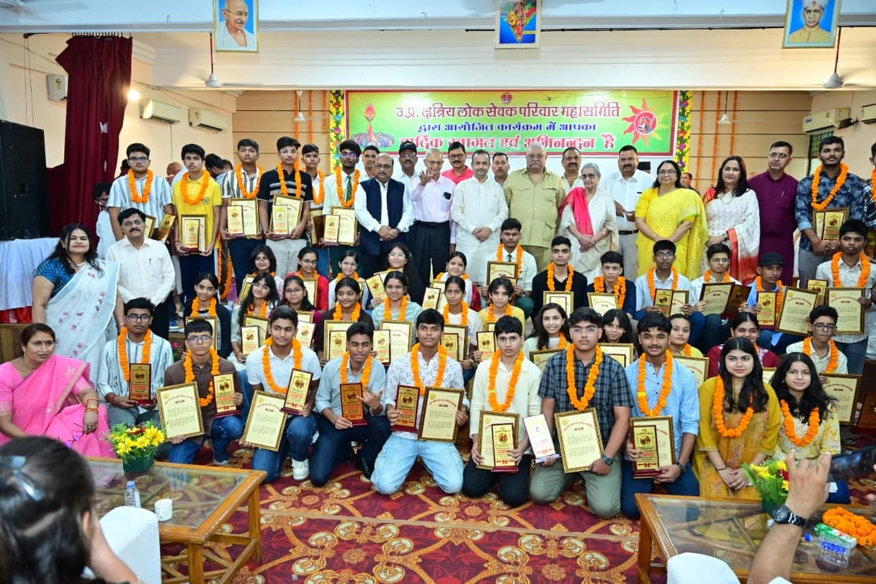 Meritorious students honored at the victory celebration and award ceremony.