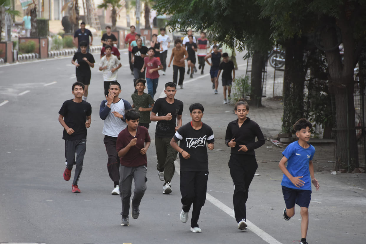 Rajni and Ankush secured the first position in the women's and men's categories, respectively, at the Yoga Marathon.