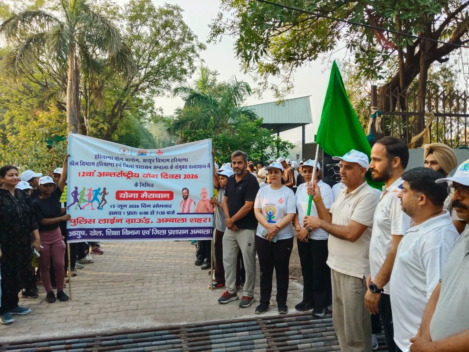 अंबाला सिटी पुलिस लाइन से निकली मैराथन को हरी झंडी दिखाते हुए एसडीएम दर्शन कुमार: डीपीआरओ