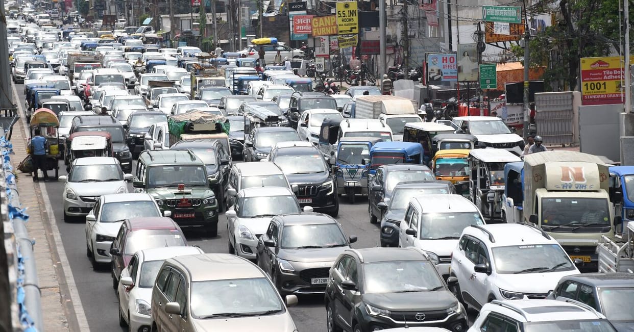 Committee formed to alleviate traffic congestion on Ayodhya Road