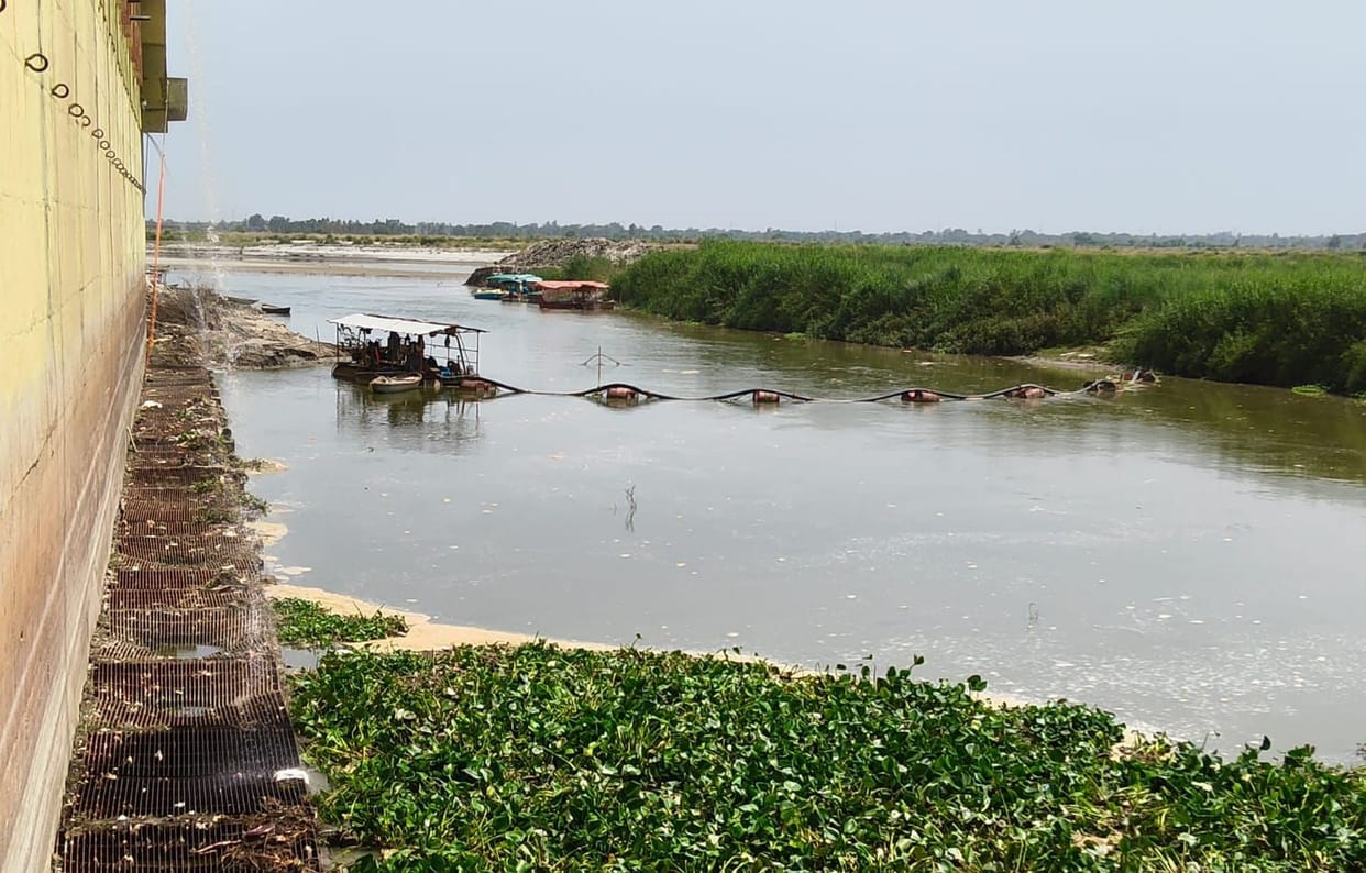 Ganga's water level drops; irrigation crisis deepens
