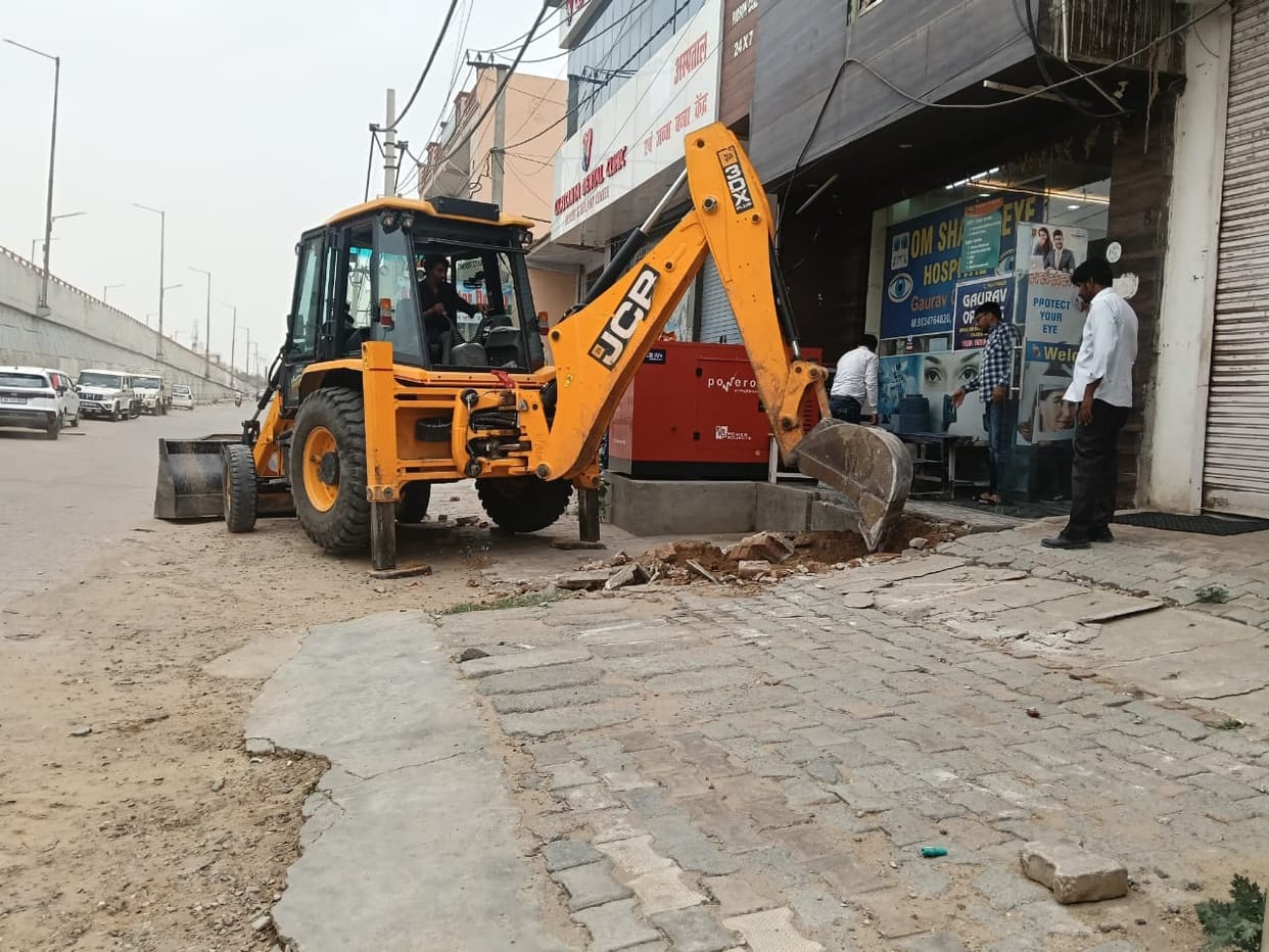 The NHAI removed encroachments from both sides of the ROB