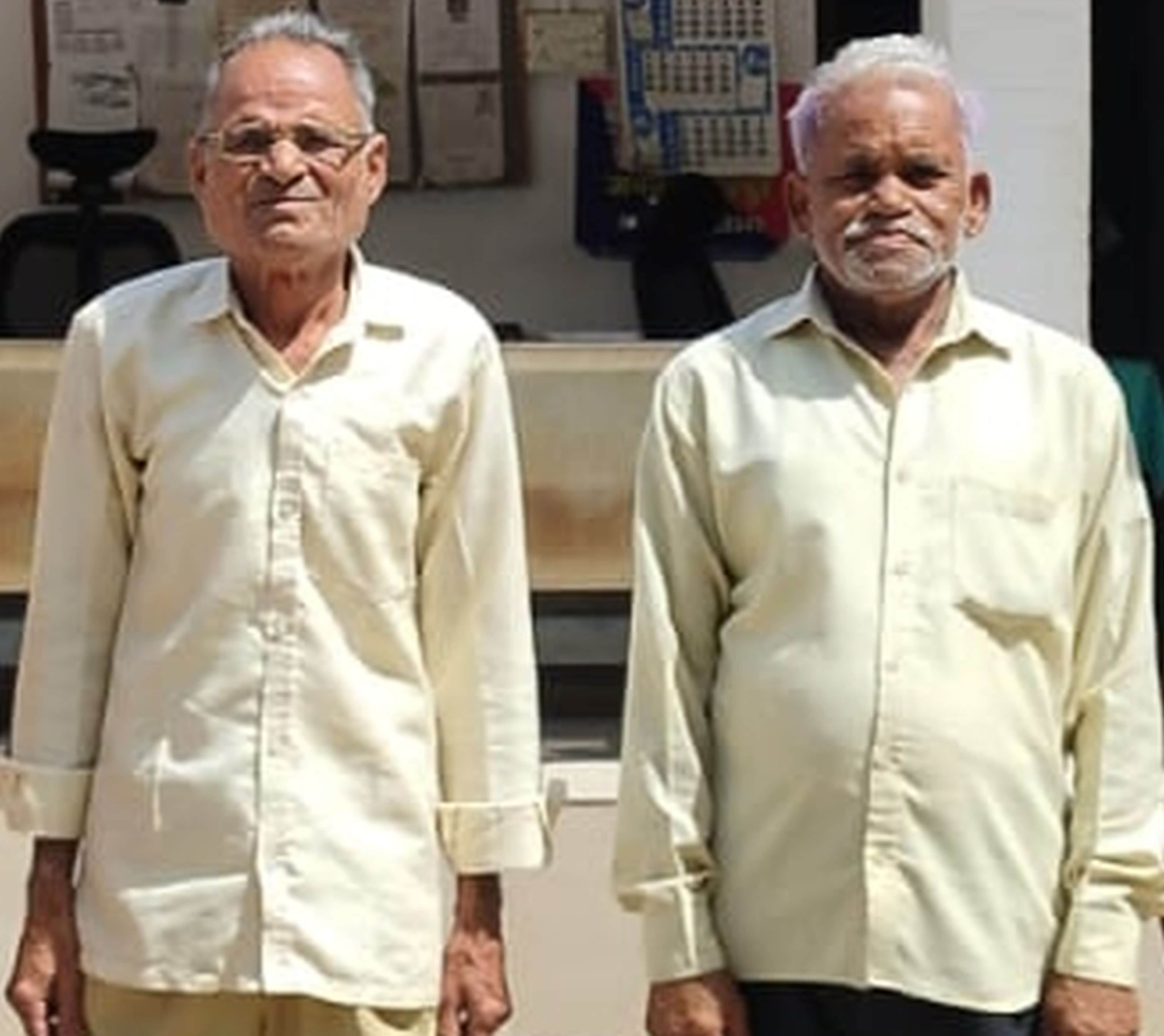 फोटो-38-हुसैनगंज थाने में पकड़े गए आरोपी। स्रोत: पुलिस