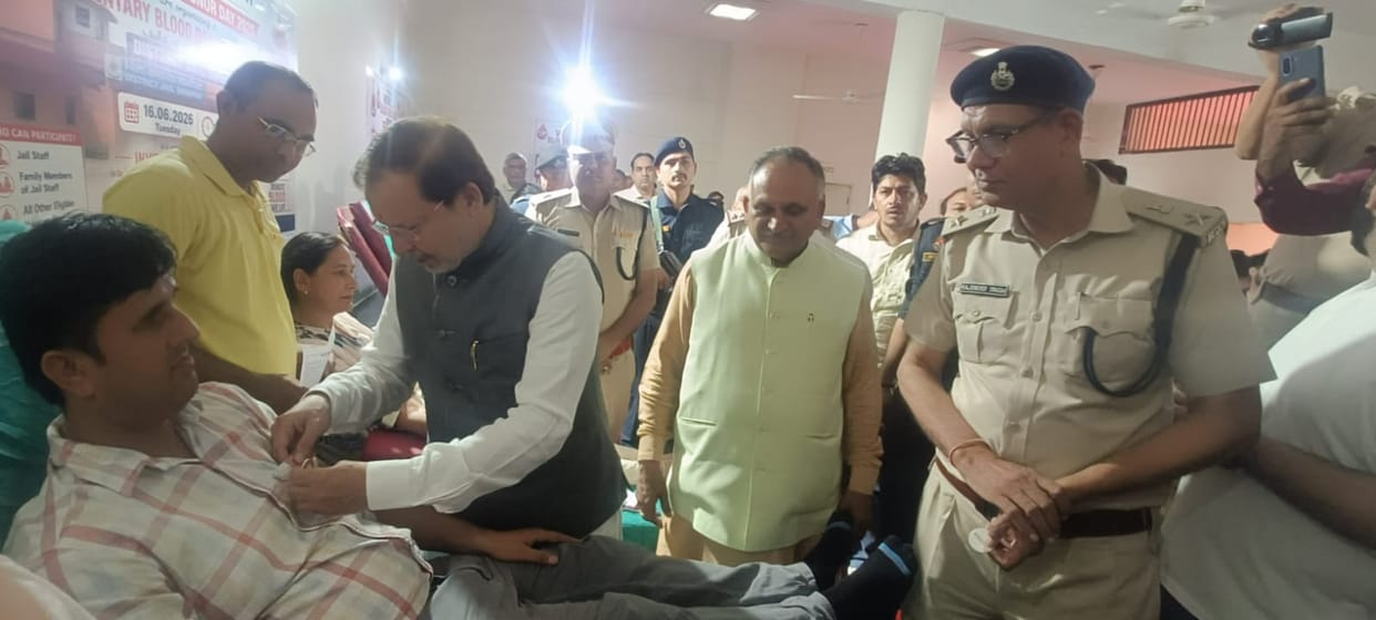 Youth should fulfill their responsibility towards society by donating blood: Dr. Sharma
