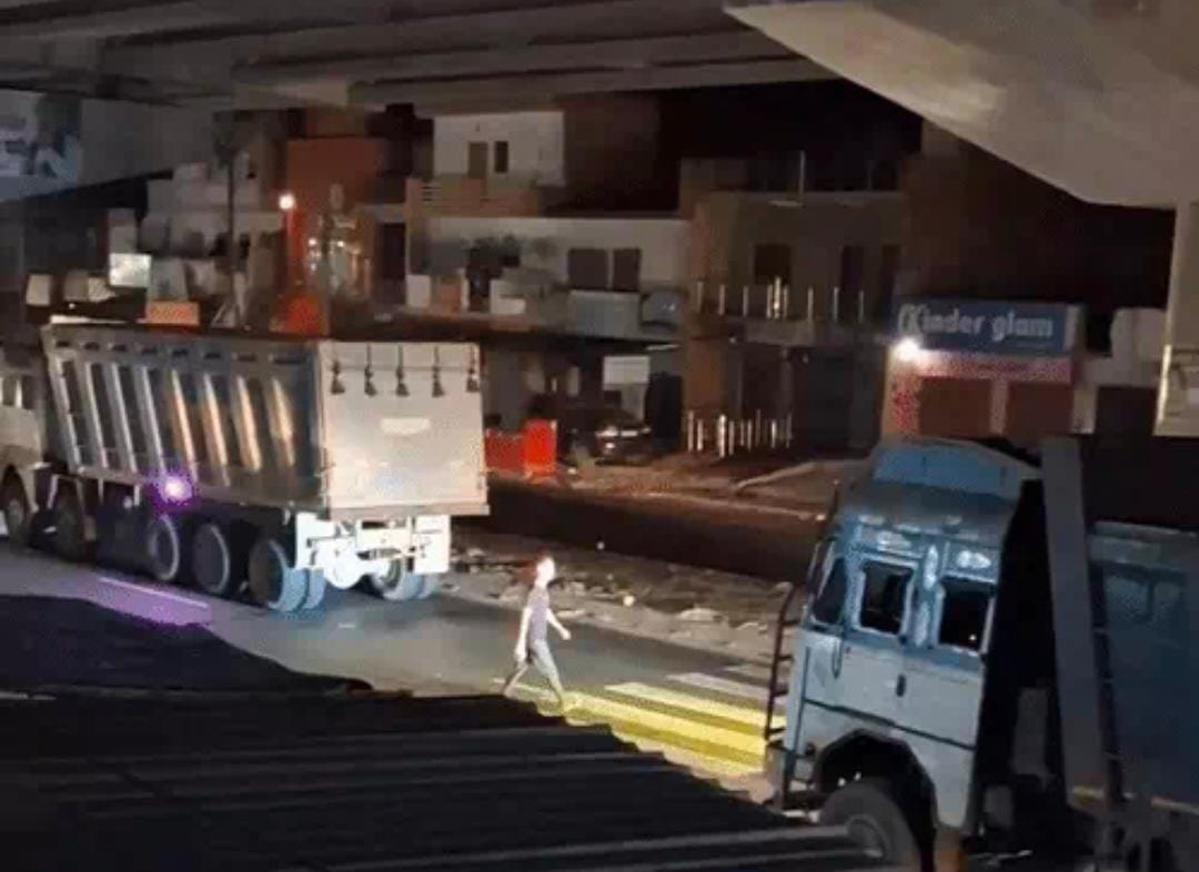 Youth pelts vehicles with stones, motorcyclist injured