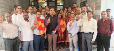 नगरोटा बगवां पंचायत समिति के अध्यक्ष और उपाध्यक्ष और सदस्य आरएस बाली के साथ। -संवाद