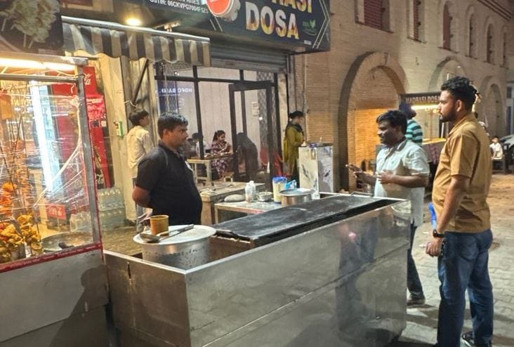 Noise about cleanliness, silence on encroachments, the municipal council ran a special cleaning campaign, no encroachments were seen by officials on Barnala Road