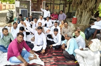 Land transactions stalled due to strike