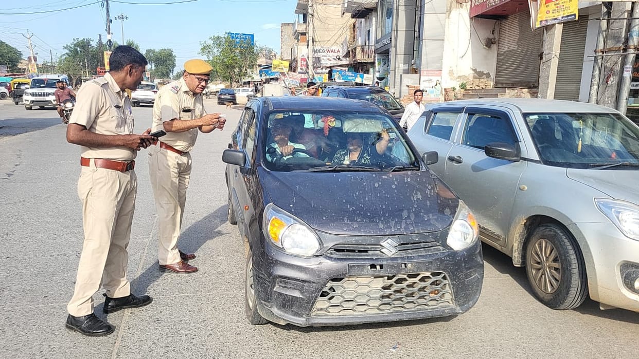 Challans issued to 50 motorists for violating traffic rules.