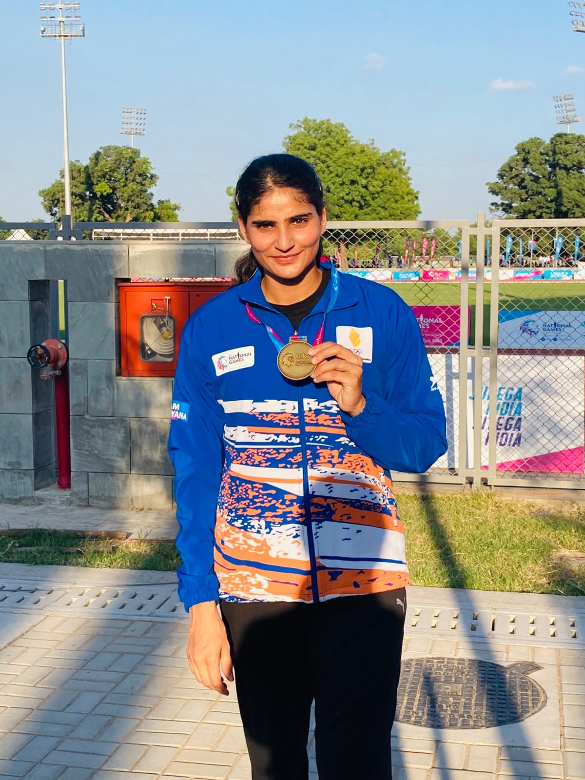 Nishchay won gold and Nidhi won silver at the National Athletics meet.Nishchay won gold and Nidhi won silver at the National Athletics meet.