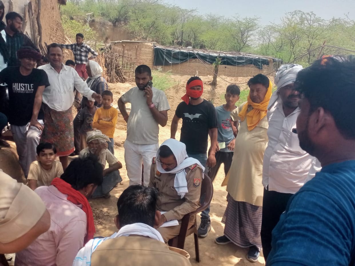 A young man, hurt by family feud, hanged himself to death.