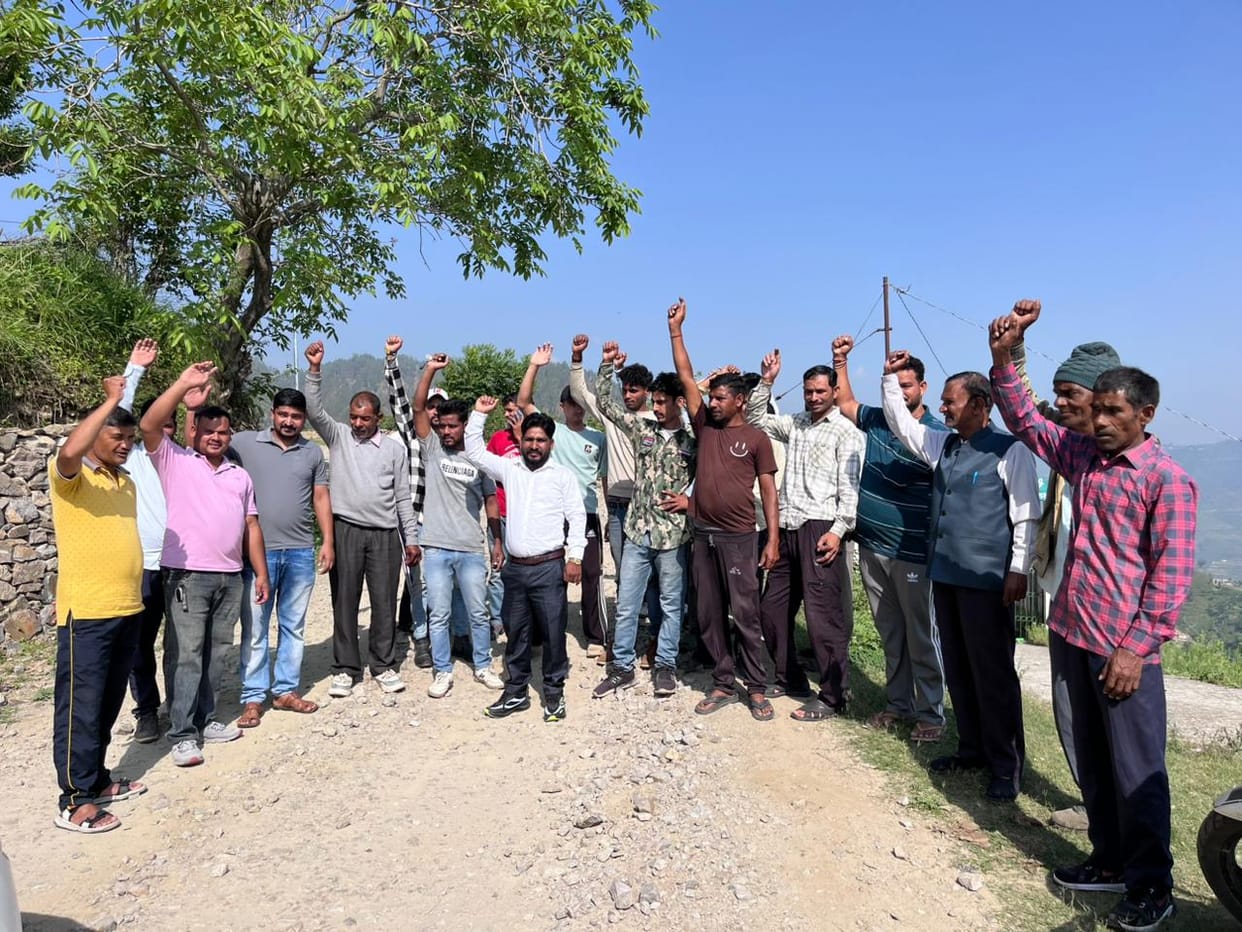 Villagers upset over lack of blacktopping on Chhinkachhina-Simalkhet road.