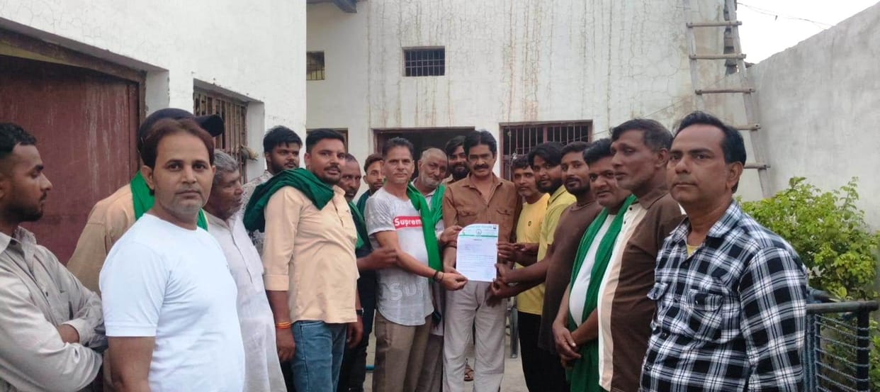 Discussed various issues concerning farmers and laborers.