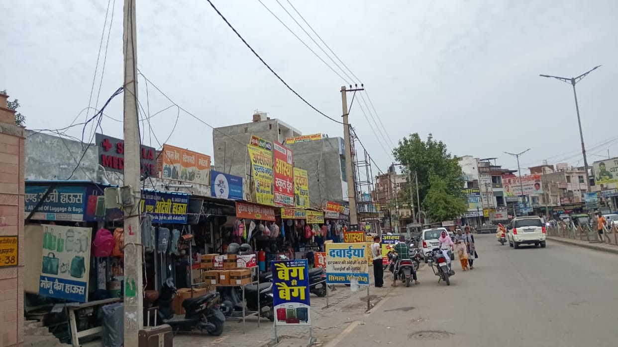 The song of orderliness proved fleeting; the market is once again marred by the stain of encroachment