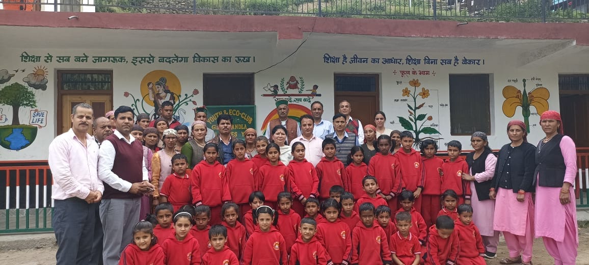 Deputy Director Nisha Bhaluni inspected the Jangla and Ransar education block