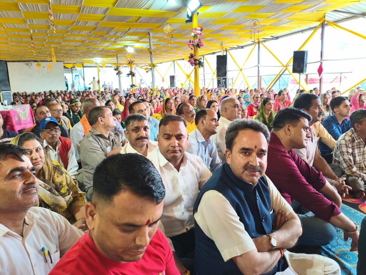 The episode of the marriage of Shiva and Parvati was narrated during the Shiv Mahapuran Katha at Darlaghat.