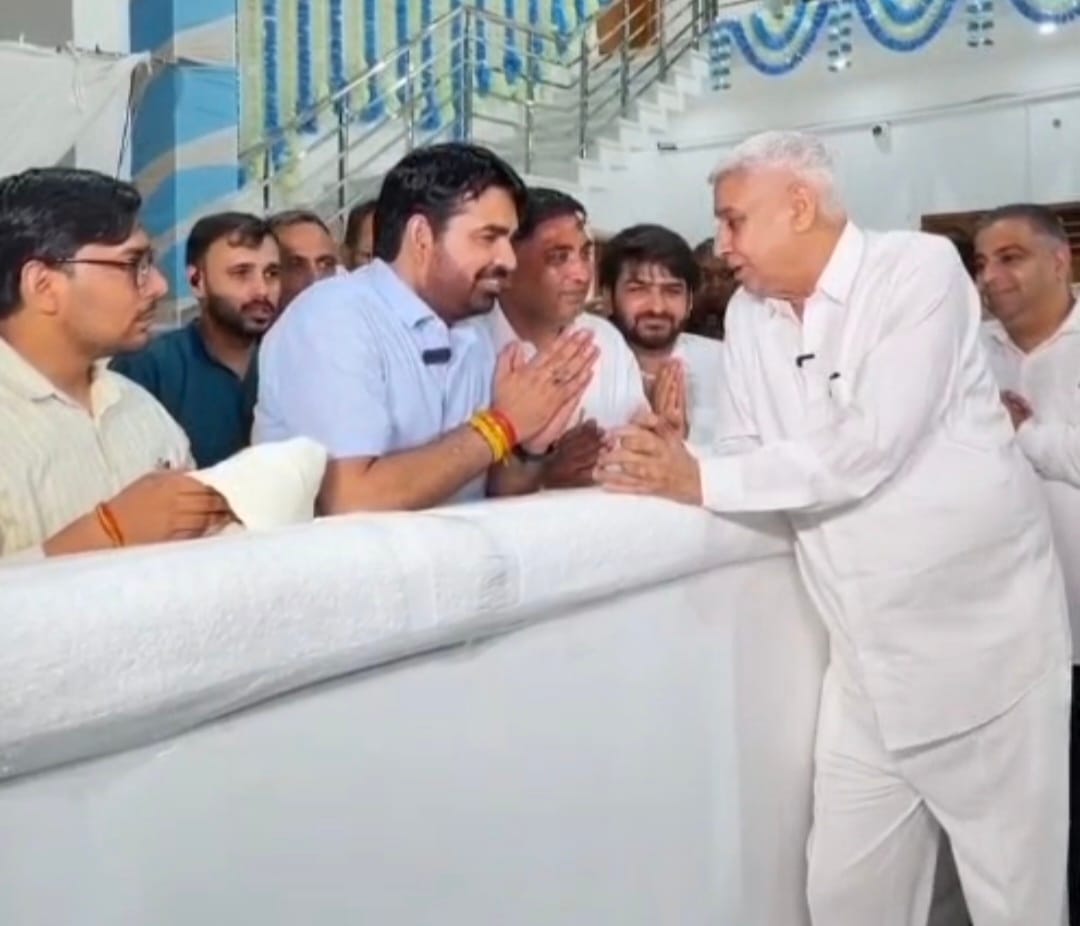 Rampal said, "I hold the key to getting someone elected as an MLA and getting water drained from the fields."