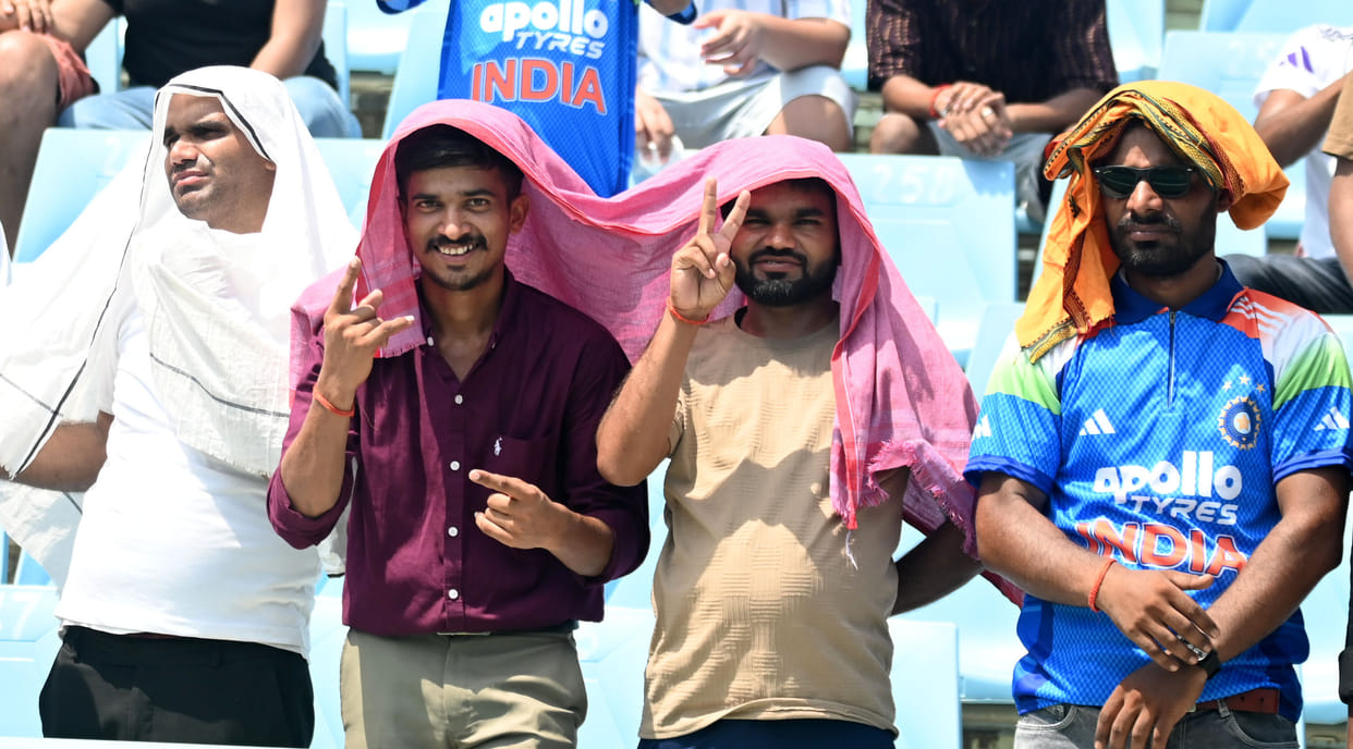 Blazing sun tests fans; Gill and Kishan's innings raise the heat.