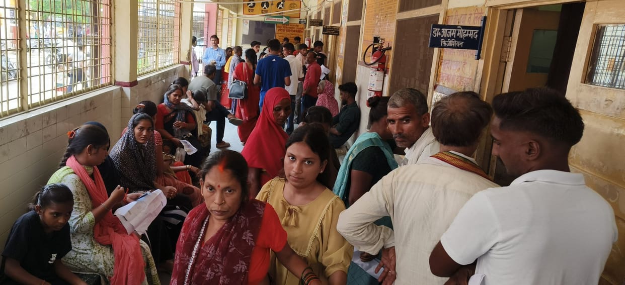 Elderly man dies of fever; nine ill with diarrhea