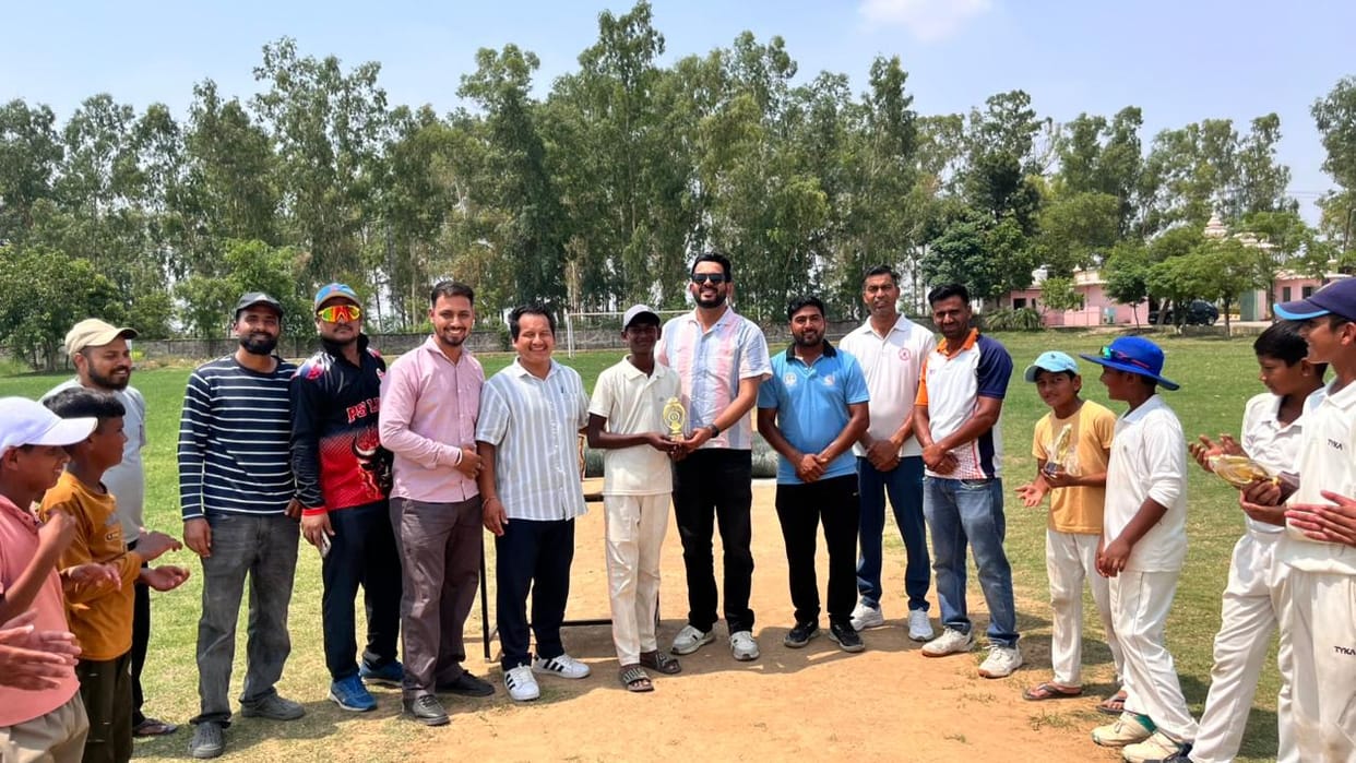 KCA Narkatari won the final and clinched the trophy.