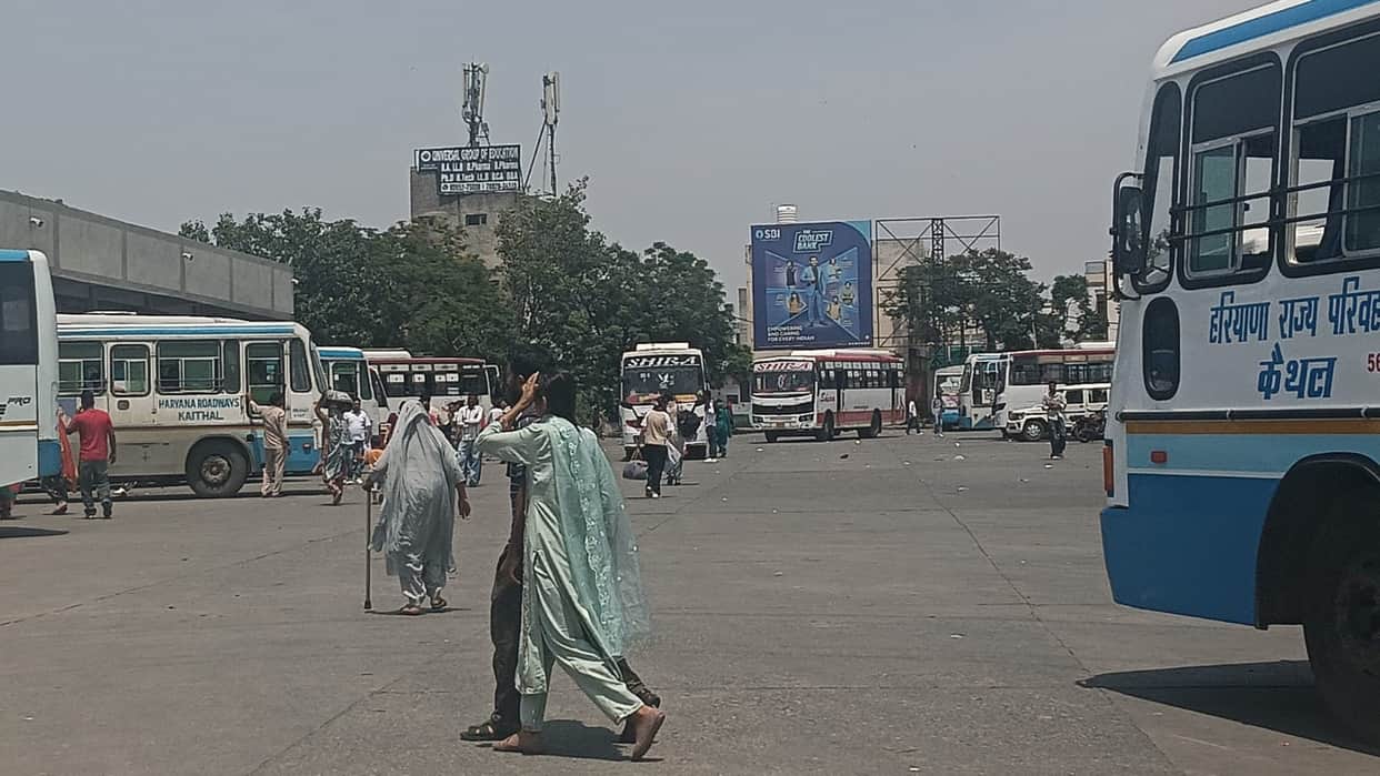 No special bus service is operating in the city; passengers are relying on private vehicles.