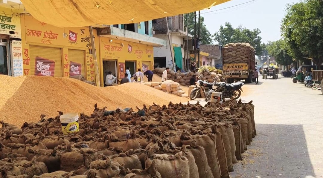After giving notice, the municipality did not take any action to remove the encroachment.