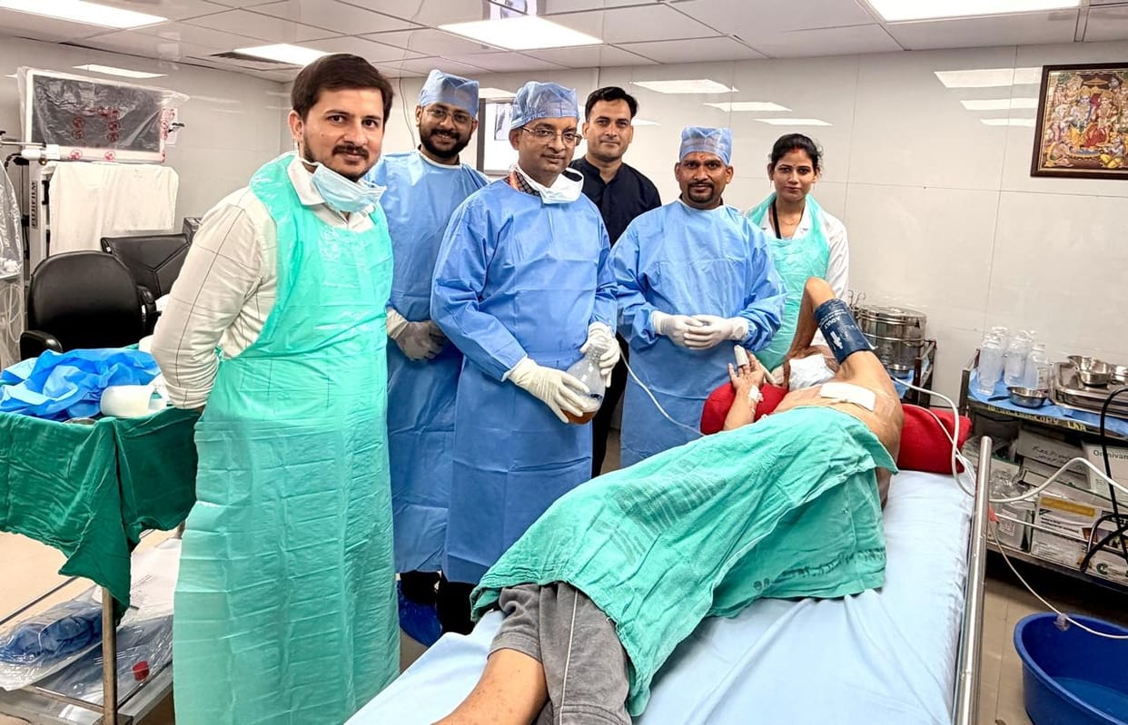Lohia Institute successfully treated a cancer patient suffering from recurrent fluid accumulation in the lungs.