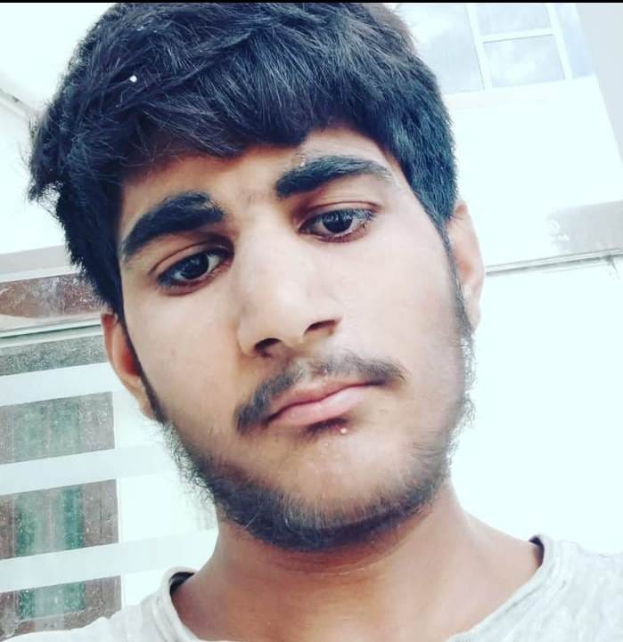 Youth from Navipur dies in Hyderabad