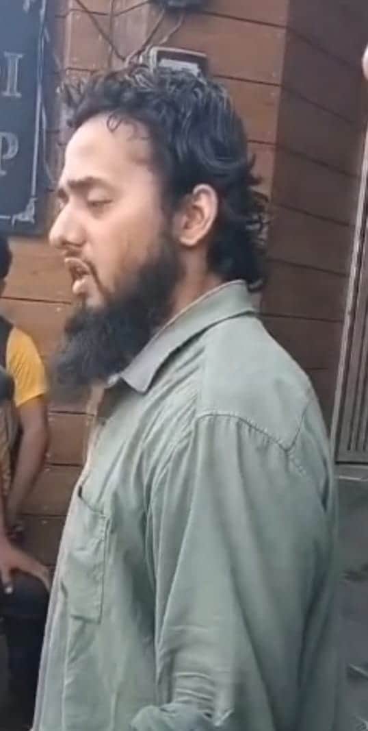 शामली निवासी आयुष मलिक। स्रोत वीडियोग्रेब