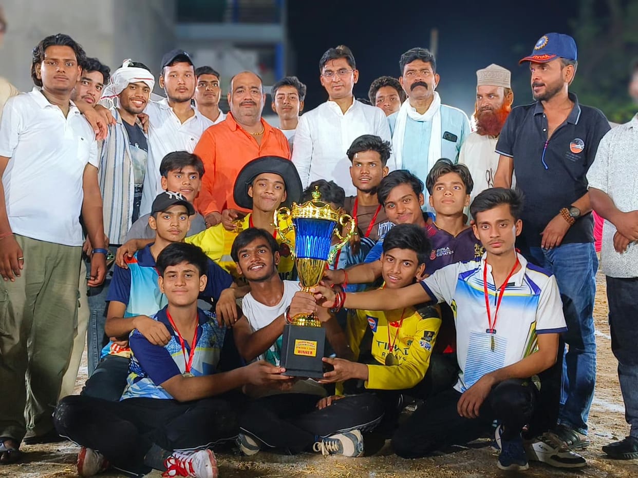Dala Super Team won the title by defeating the Mahadev team by two runs