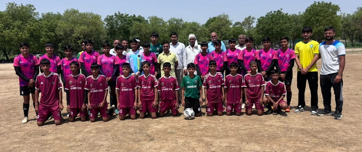 Arjun Stadium Boys team became champion in intramural football tournament