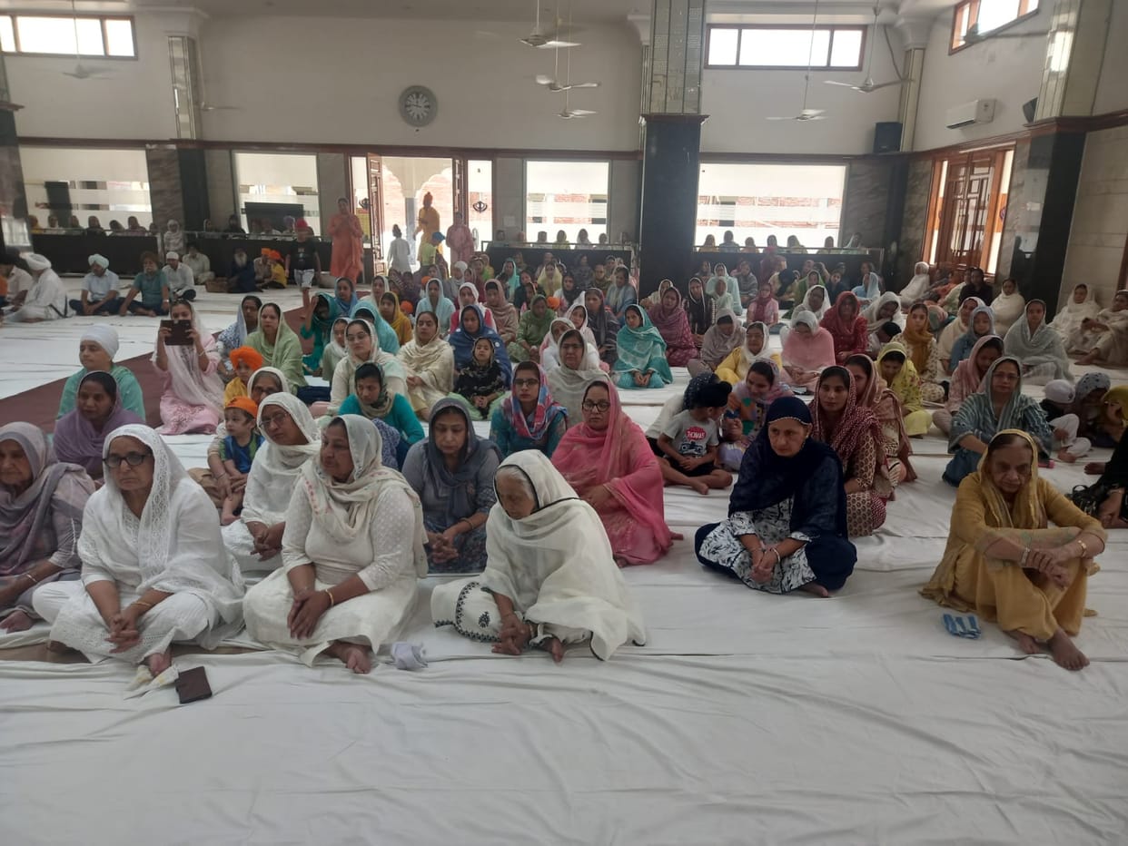 Martyrdom Day of Shri Guru Arjan Dev Ji Maharaj was celebrated with reverence.