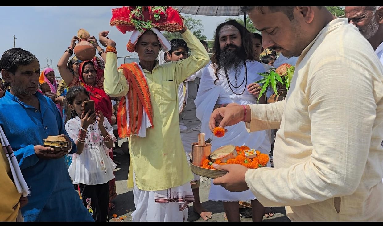 Commencement of the Bhagwat Katha with a Kalash Yatra.