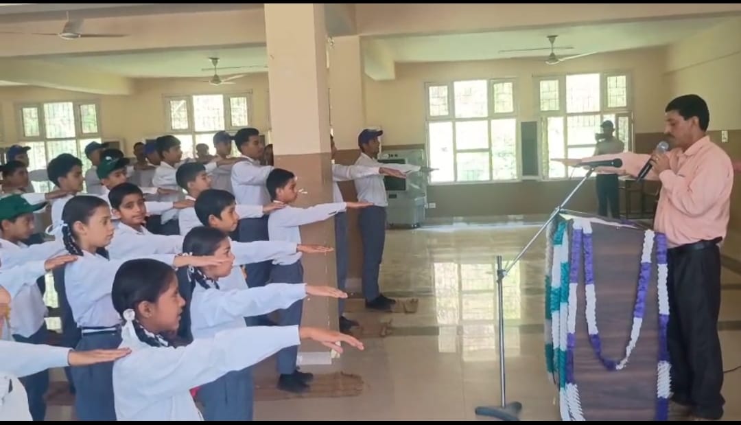 Anti-Chitta campaign held at Kotbeja and Gunai schools; students took a pledge against drugs.