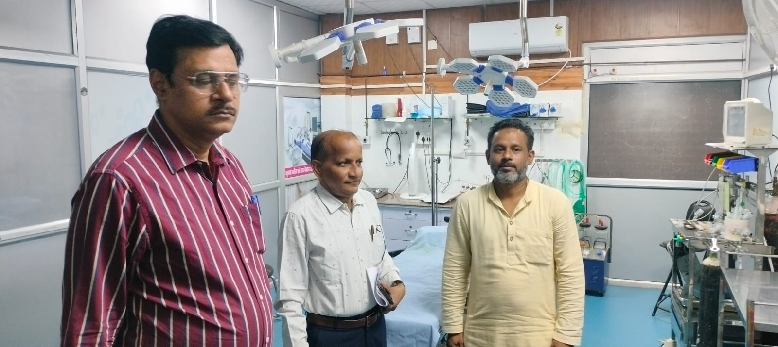 फोटो-25 अस्पताल का निरीक्षण करती टीम। स्रोत-वि