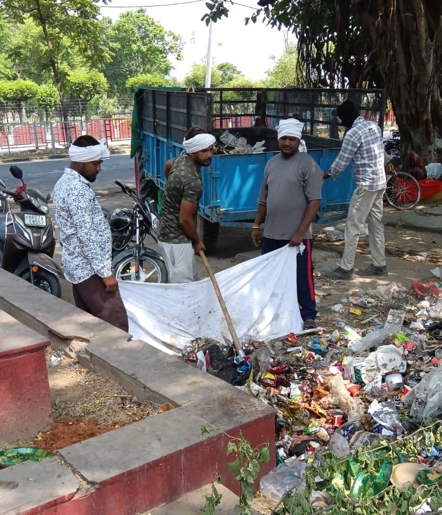 Officials and staff in active mode to make the city clean: Aman