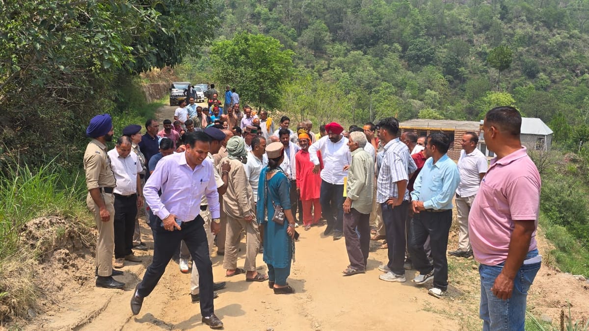 Solan News: बेहड़ी, रामशहर व धर्माणा में नए ट्रांसफार्मर लगाने के निर्देश दिए