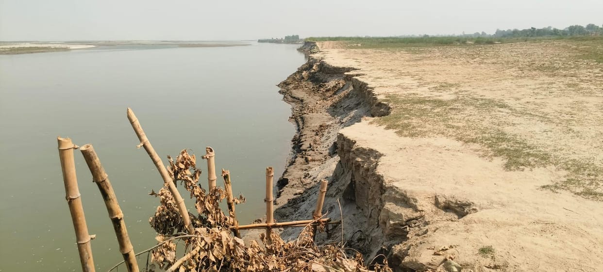 The shadow of floods on the population of 1.5 lakh in Mahsi