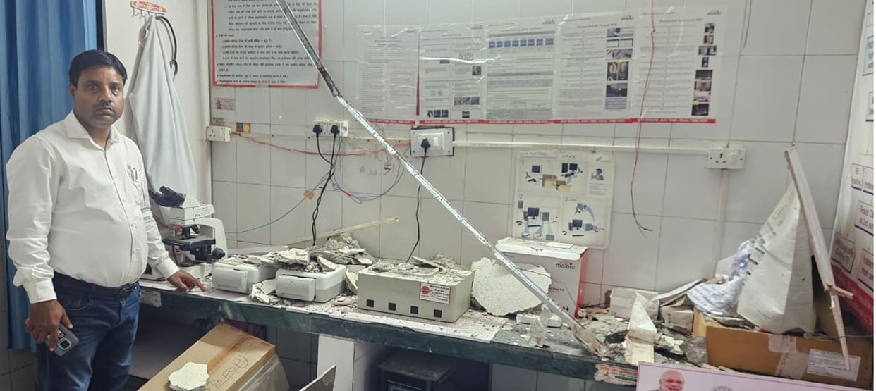 Plaster from the ceiling of the Tilhar CHC lab collapsed; machines damaged.
