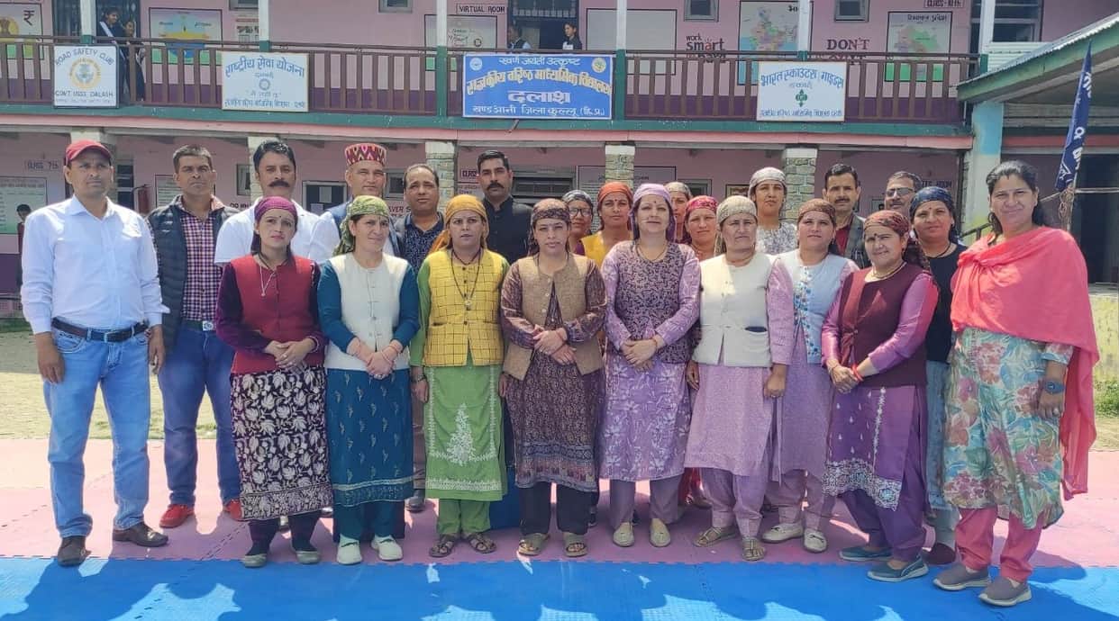New executive committee of the School Management Committee constituted in Dalash
