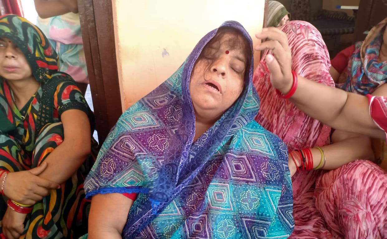 Four people, including a father and son, have been named in Pradeep's murder case. Pradeep, who was performing aarti in Ruppura village of Jaitpur, was shot dead by assailants.