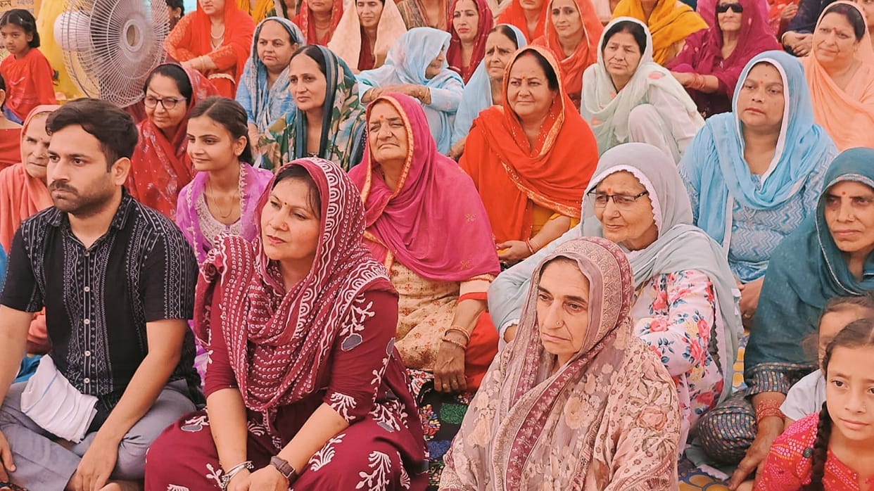The episode of the marriage of Shiva and Parvati was narrated during the Shiva Mahapuran Katha.