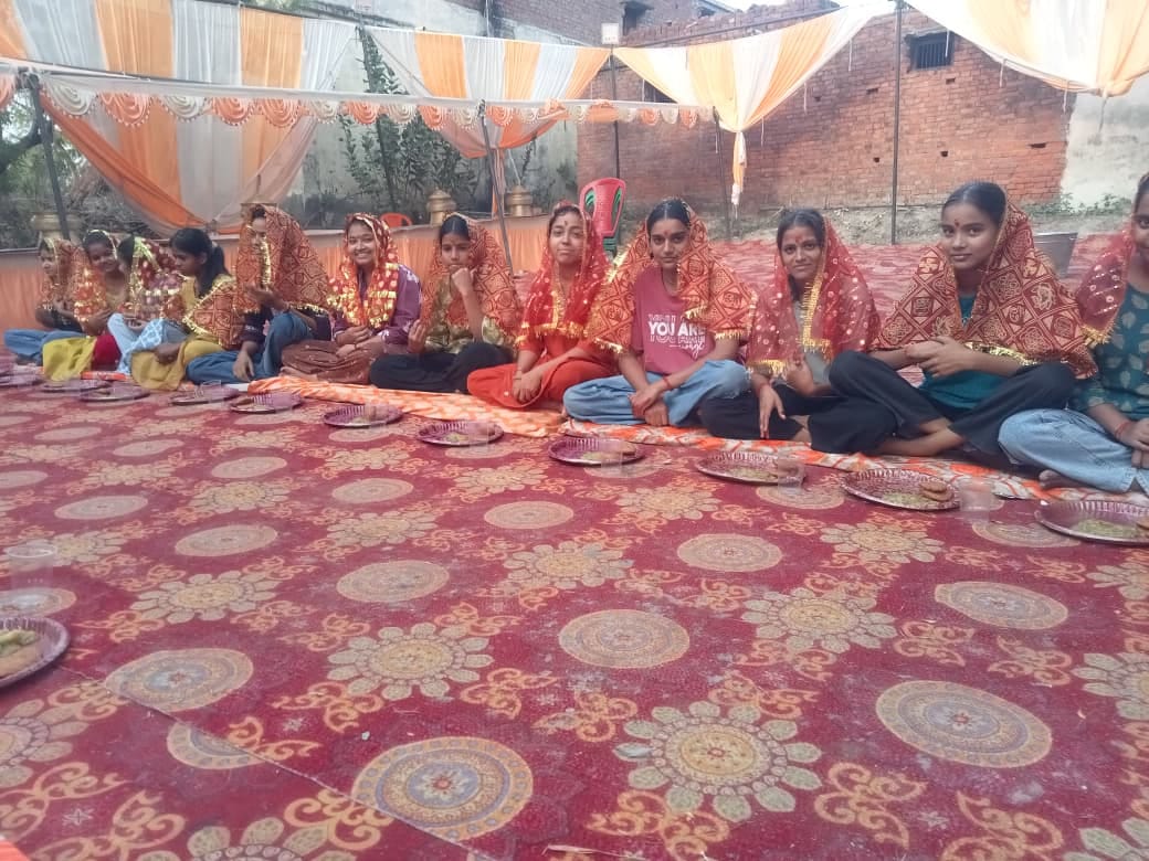 'Mangal Kalash Yatra' taken out prior to the Shrimad Bhagwat Katha.