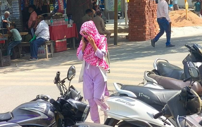 Heat intensifies again after rain; mercury rises by four degrees in six days.